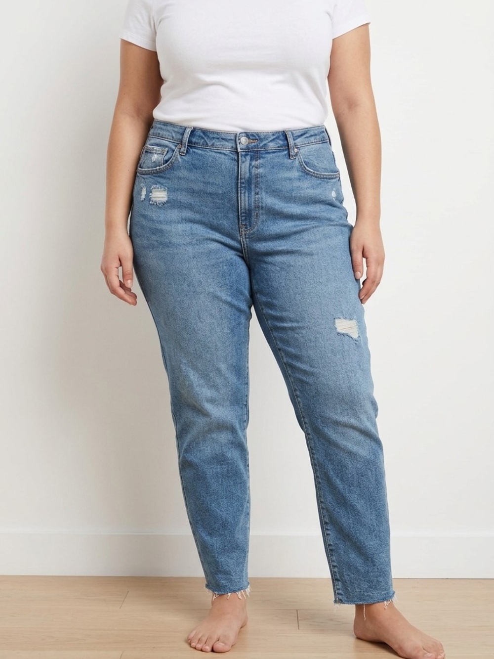 Old Navy Plus High-Rise Distressed Straight Jeans - Light Blue